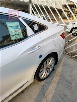 هیوندای ازێرا